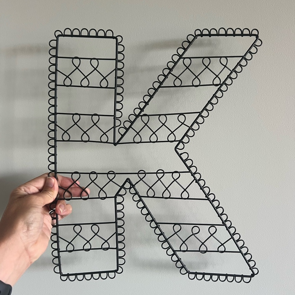 Wire “K” wall decor